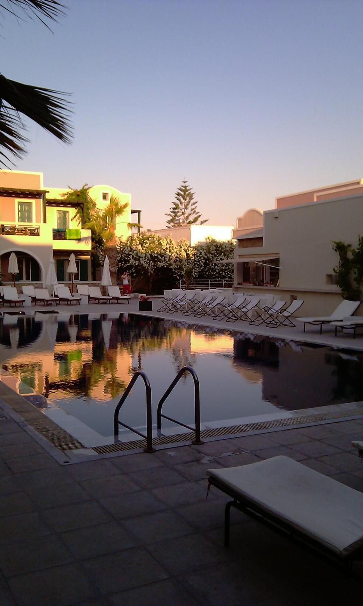 Kamári Rose Bay Hotel מראה חיצוני תמונה